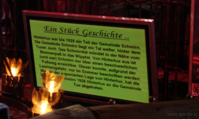 DSC02158-Geschichte-Hinter-tux-.JPG