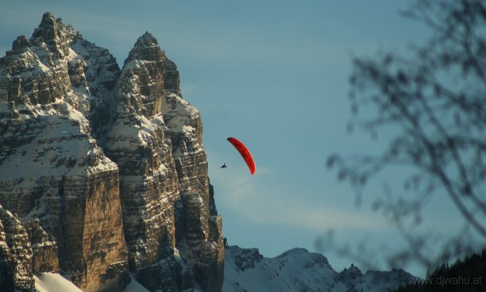 IMG_3568-Kalkwand-Paragleiter-Stubai-.jpg
